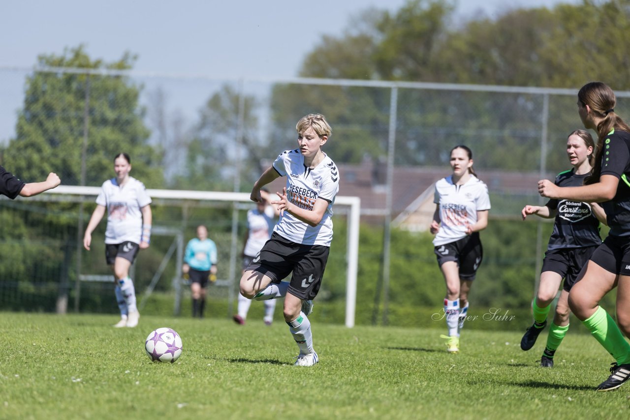 Bild 137 - wBJ SV Henstedt Ulzburg - FSG Oldendorf Itzehoe : Ergebnis: 6:3